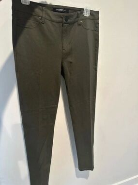 Liverpool Jeans Company woman’s Skinny Jeans in Olive